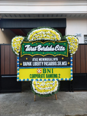 Papan Bunga Duka di Kadolo Katapi