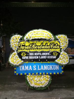 Papan Bunga Duka di Kadolo Katapi