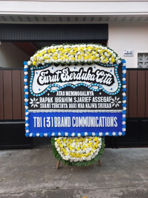 Papan Bunga Duka di Kadolo Katapi